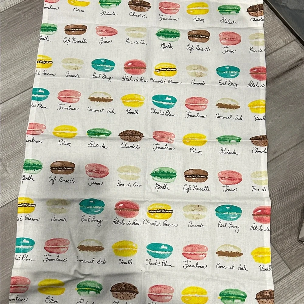 Lékué Macaron Kit & Macaron kitchen Towel